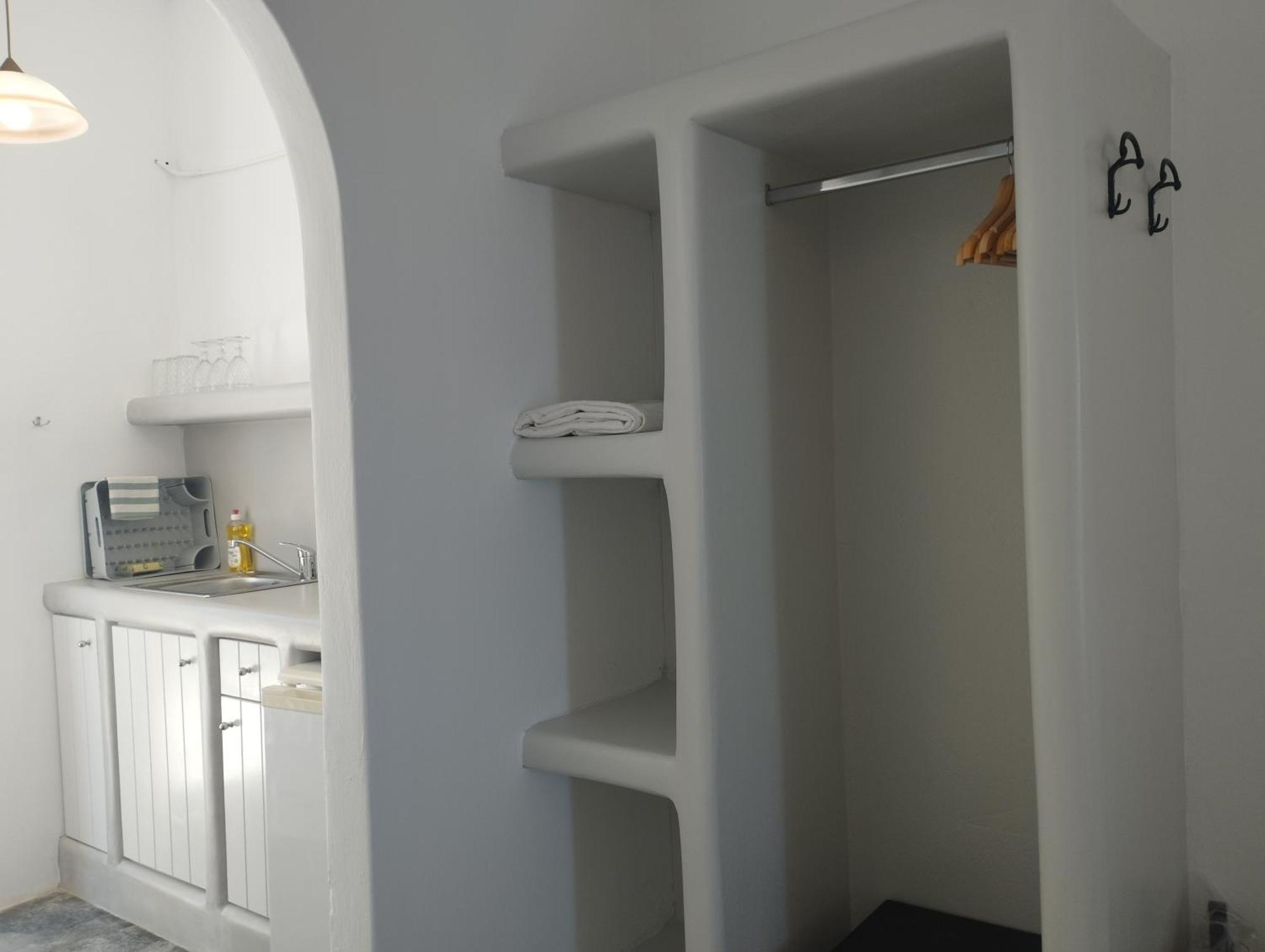 Aparthotel Marisini Sea View Batsíon Zewnętrze zdjęcie