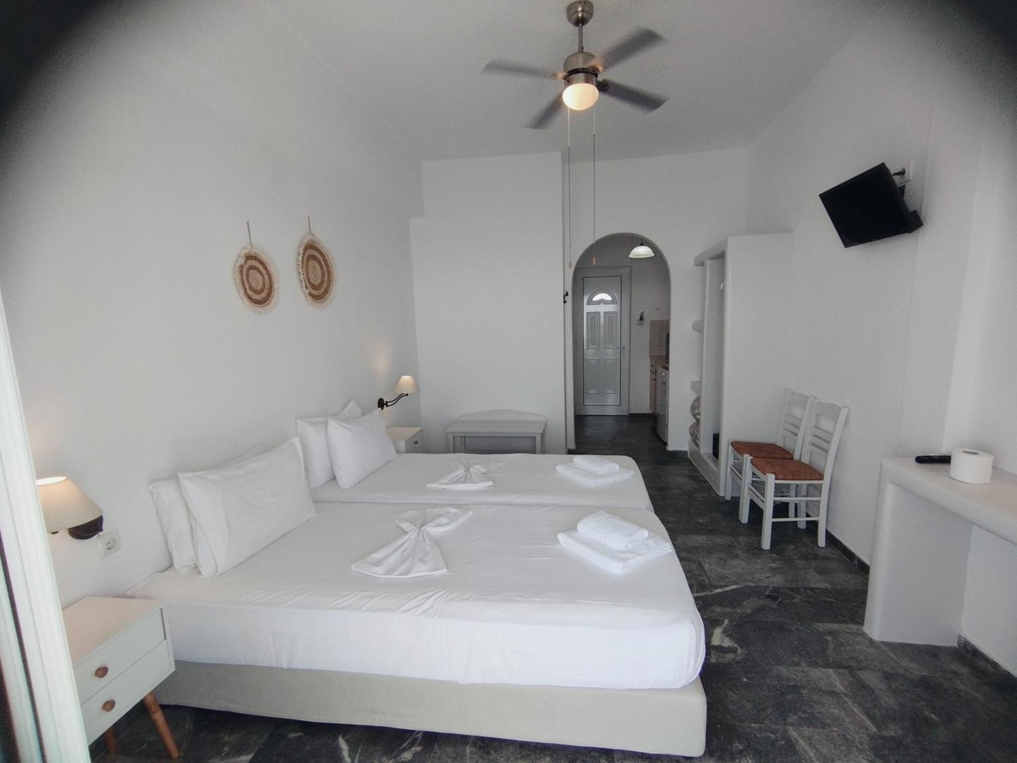 Aparthotel Marisini Sea View Batsíon Zewnętrze zdjęcie