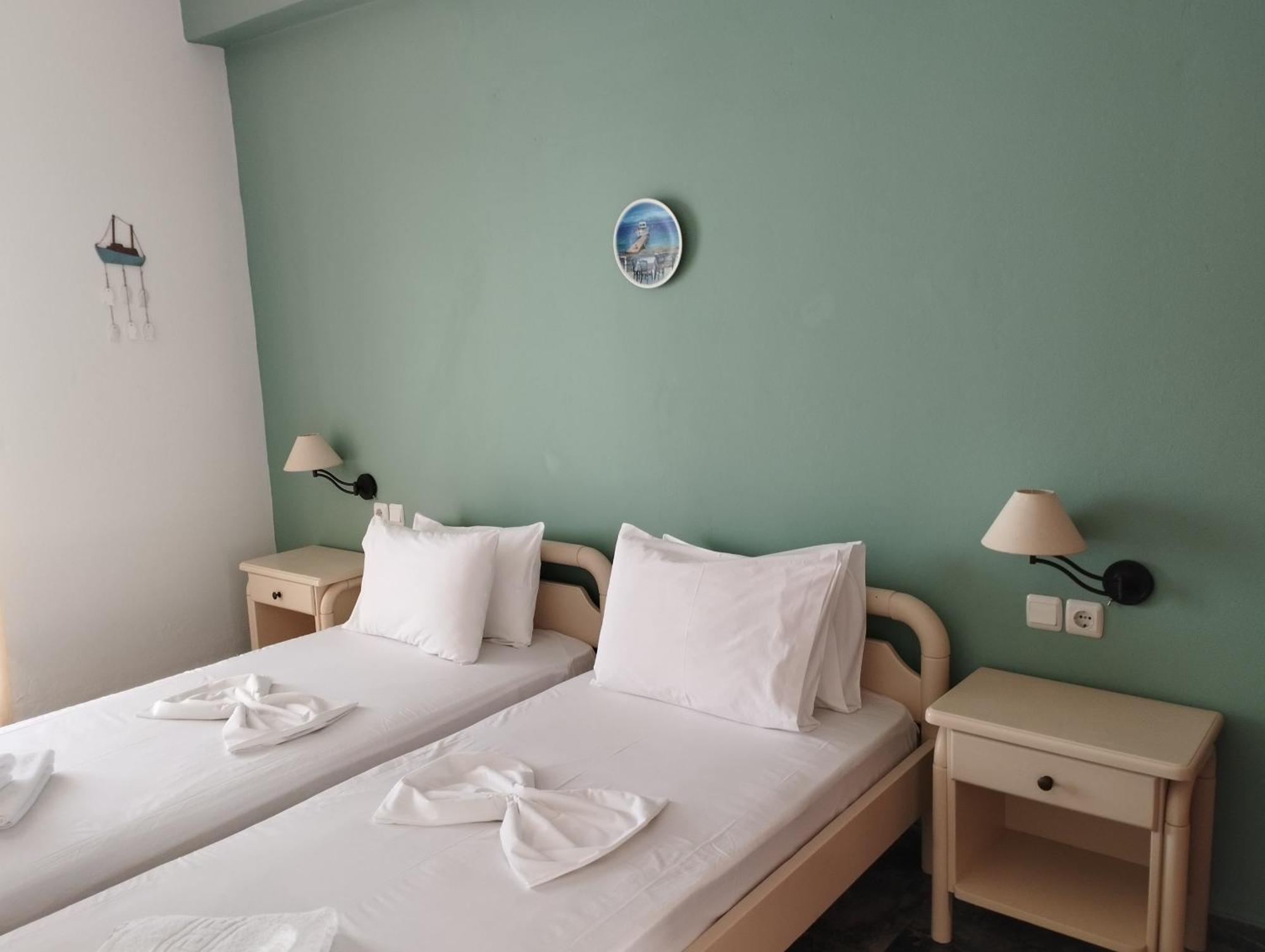 Aparthotel Marisini Sea View Batsíon Zewnętrze zdjęcie